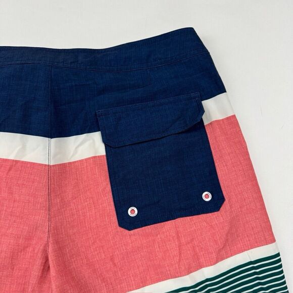 American Eagle Men’s Multicolor Striped Board Shorts Sz M (32") Stretch Pockets - Picture 9 of 9